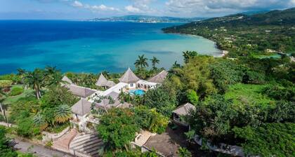 Luxury 8BR Hilltop Villa Sweeping Sea Views Private Pool