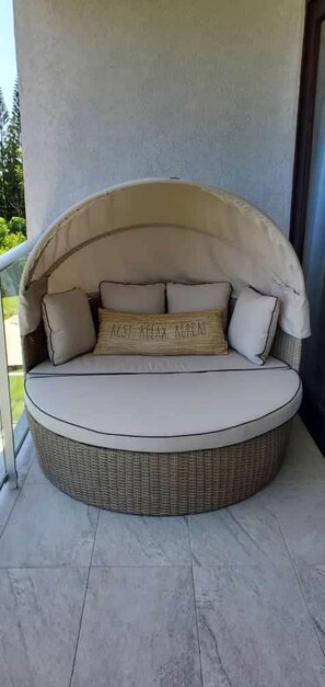 4 bedrooms, Internet - Modern 4BR Hillside Villa Pool Beach Club Access (Montego Bay)