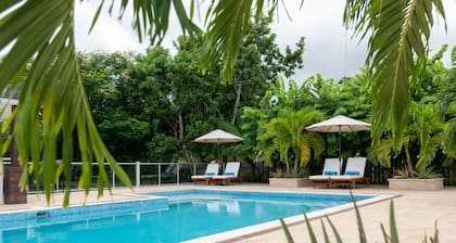 Modern 4BR Hillside Villa Pool Beach Club Access