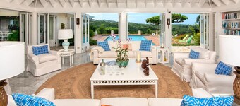 Private 4BR Open-air Villa Panoramic Views Pool