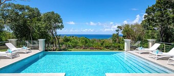 Contemporary 6BR Villa Sea Views Infinity Pool Resort Access