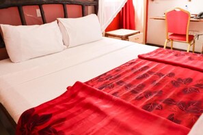 Executive Double Room - Bridge Hotel Mombasa (Mombasa)