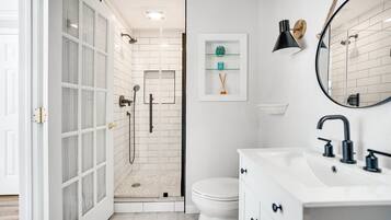 Shower, towels