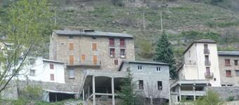 Mountain apartment "Gîte aux Lys", next to the Saint Thomas baths