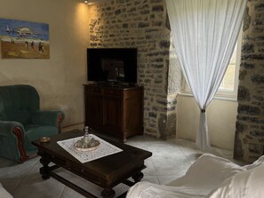 TV - MAISON LOTOISE A GRAMAT (Miers)