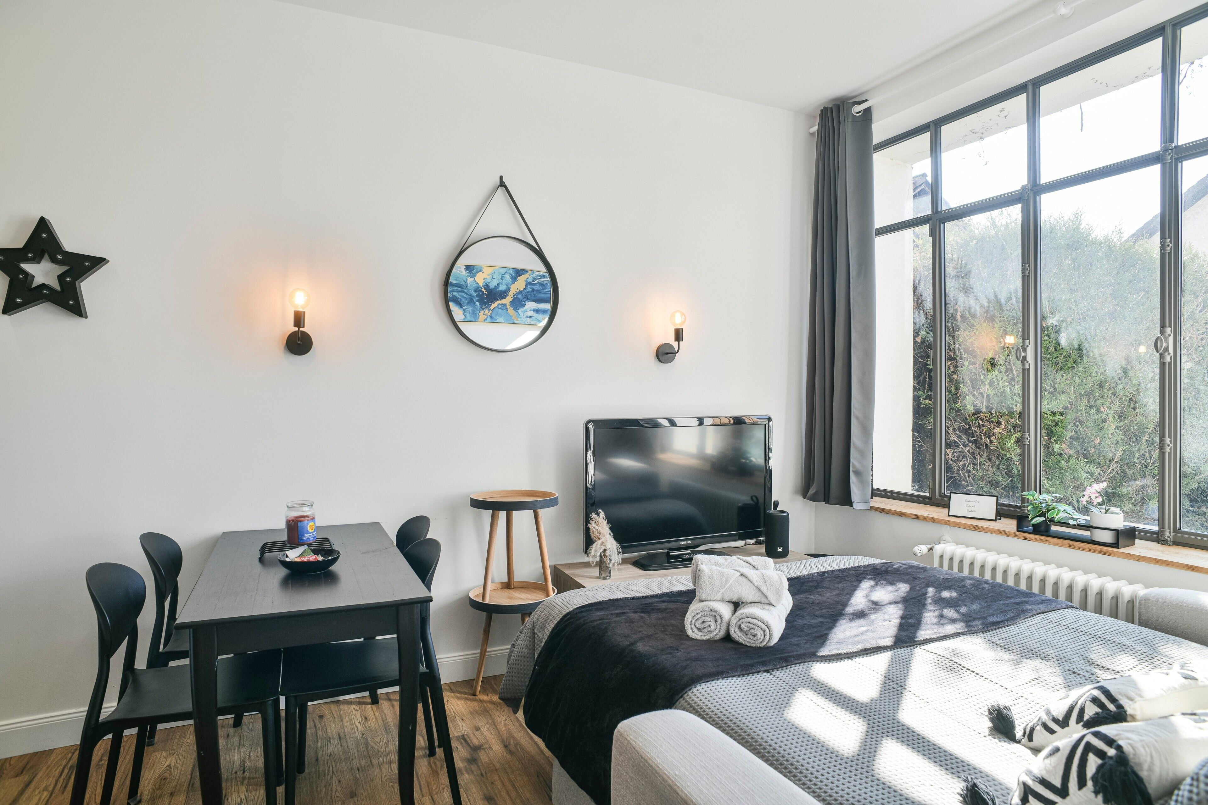 1 chambre, fer et planche à repasser, Wi-Fi, draps fournis