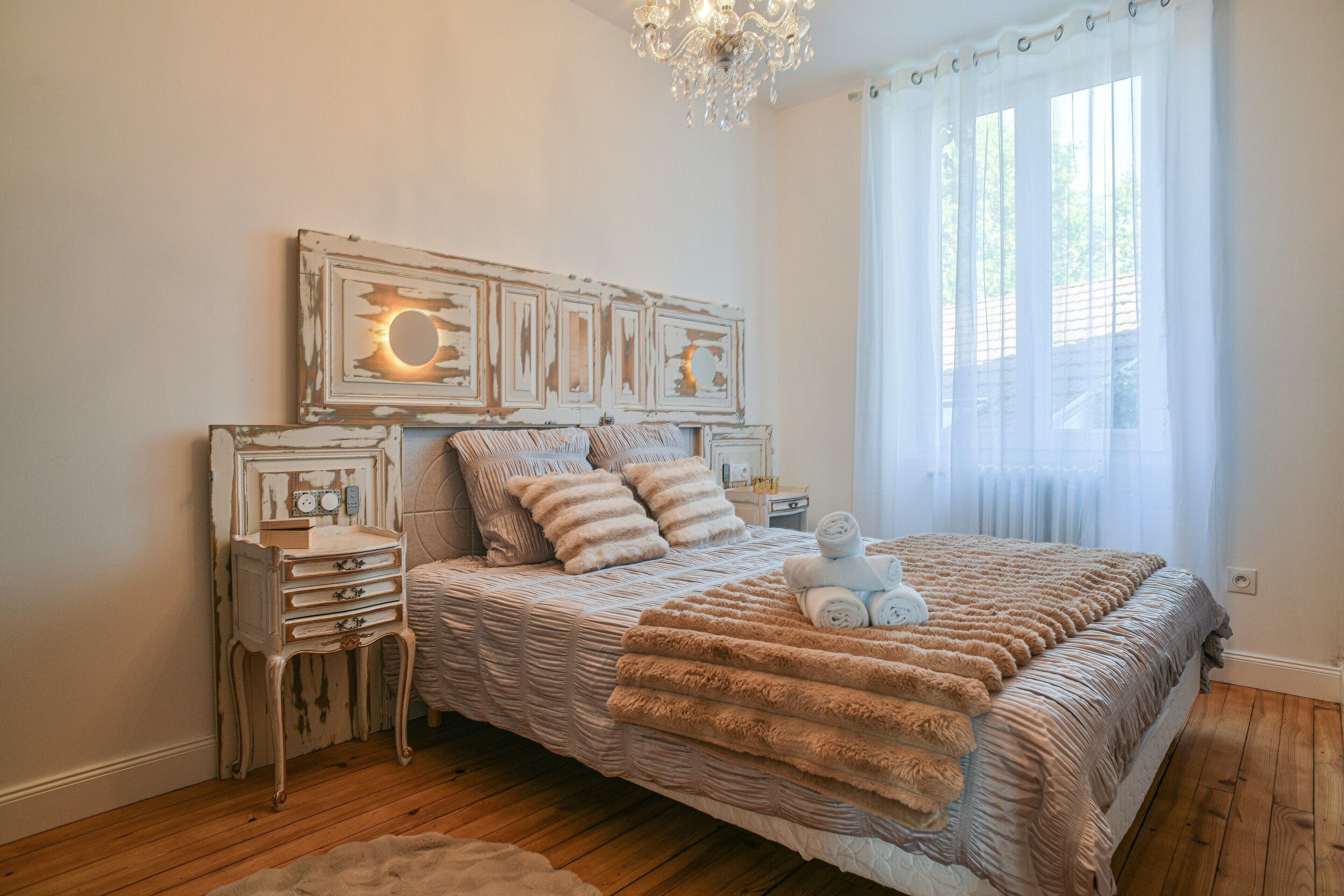 1 habitación, tabla de planchar con plancha, wifi y ropa de cama 
