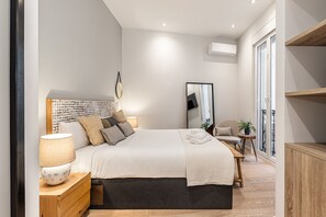 4 bedrooms, iron/ironing board, free WiFi - Waou Justice V - Short Term Rental (Madrid)