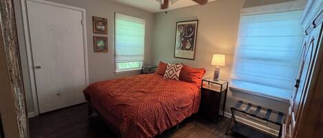 3 bedrooms, WiFi, bed sheets