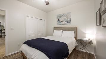 3 bedrooms, iron/ironing board, free WiFi, bed sheets