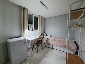 Standard Single Room - Dodahm Guesthouse (Bupyeong-Gu)
