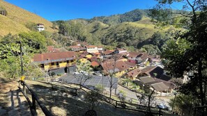 Pemandangan sekitar dari properti