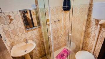 Double Room with Fireplace | Bathroom | Shower, towels, soap, toilet paper
