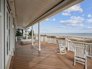 Terrace/patio - Oceanfront Home w/ Private Beach, Decks & Hot Tub (Bethany Beach)