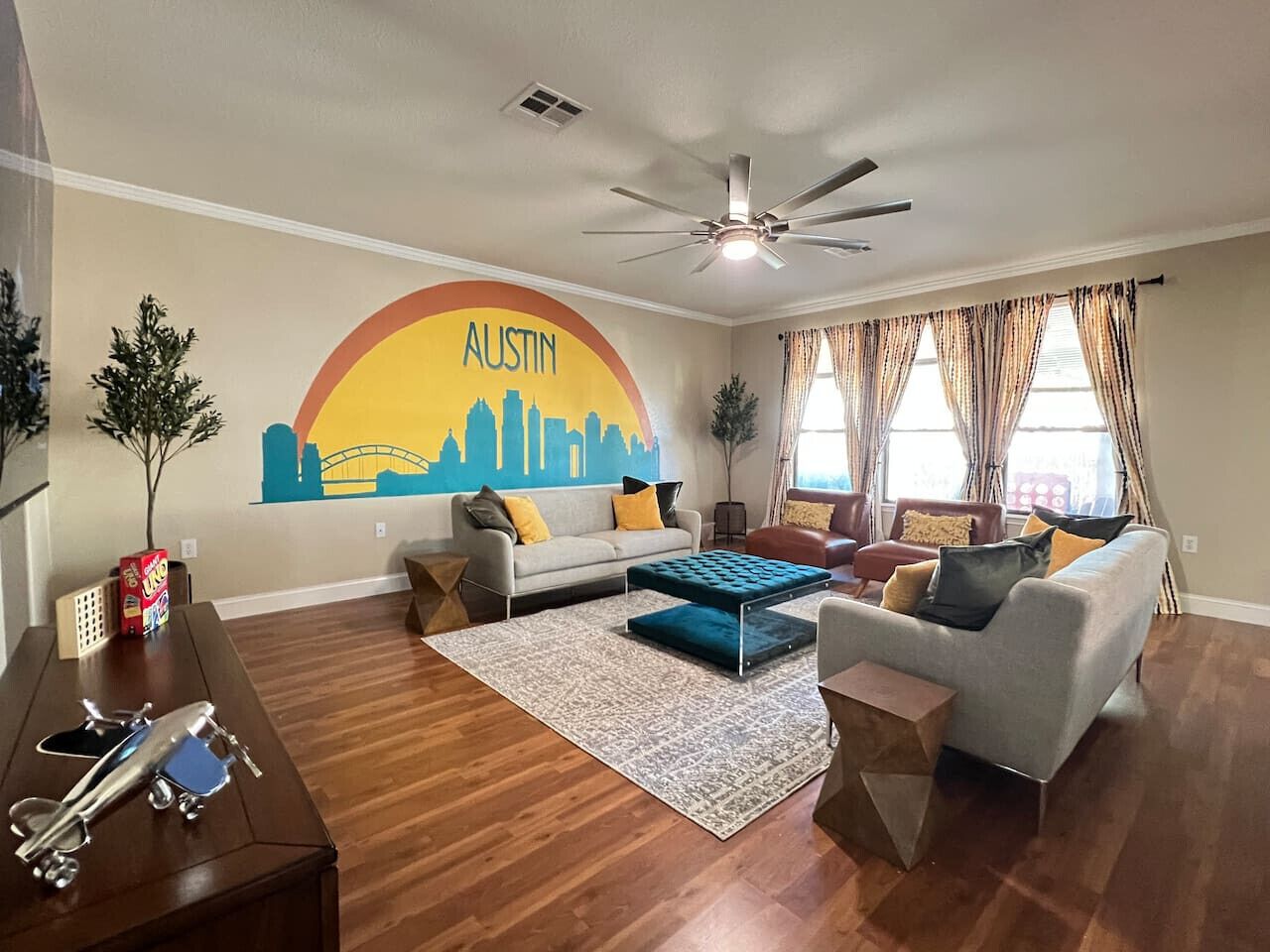 5 Star Fun ~ 14 Person Family Friendly ~Bach Trip - Buda, TX