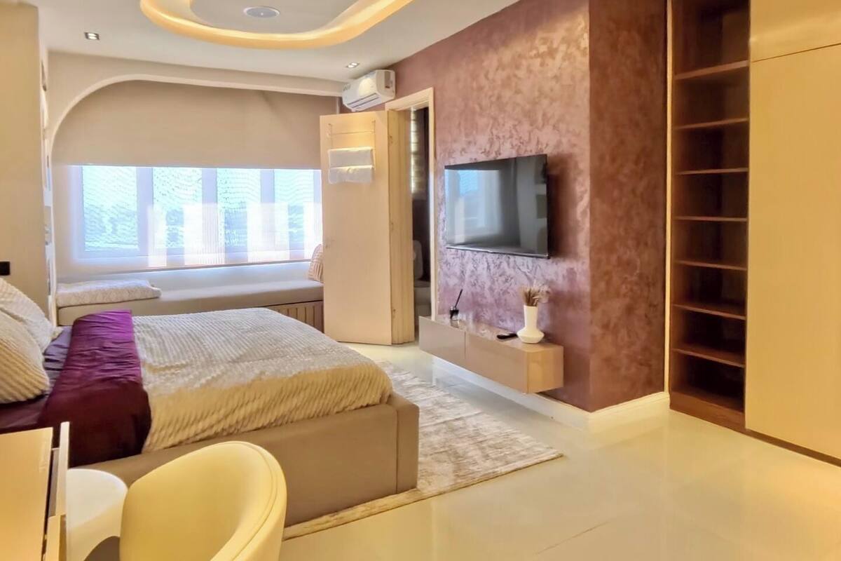 이코노미 아파트, 발코니, 시내 전망