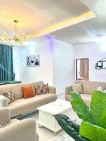 Economy Apartment, Balcony, City View | Living area