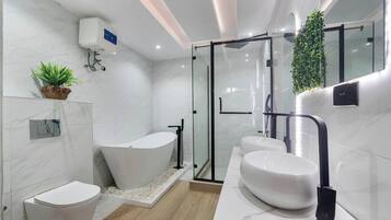 Economy Apartment, Balcony, City View | Bathroom