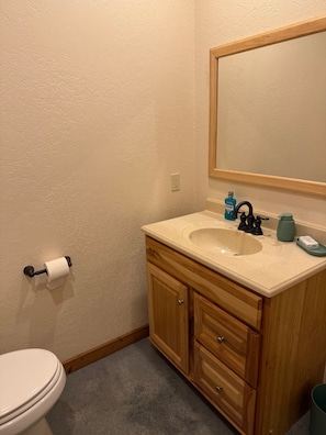 Dusche, Handtücher, Seife, Toilettenpapier