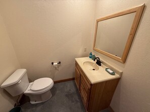Dusche, Handtücher, Seife, Toilettenpapier