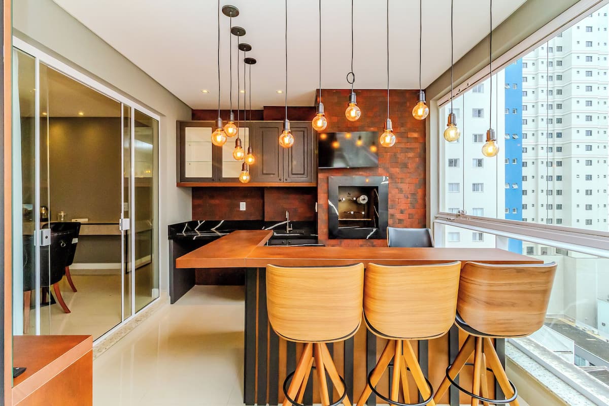 Family Apartment, Kitchen, City View | Lanai