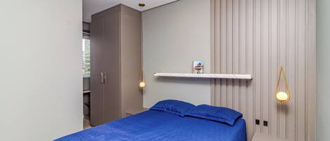 FamiljelÀgenhet - kök - utsikt mot staden