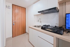 Interior - Good Location Studio Near Cisauk Station At Cisauk Point Apartment (Cisauk)