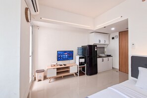 Room - Simple Nest Studio At Cisauk Point Apartment (Cisauk)