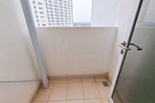 Standard Studio | Balcony