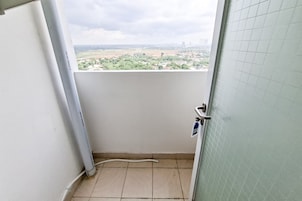 Standard Studio | Balcony