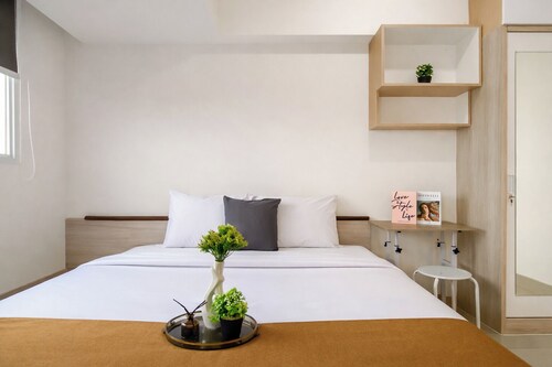 Studio Room At Cisauk Point Apartment