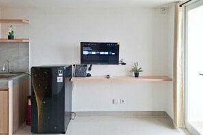 Studio Standard