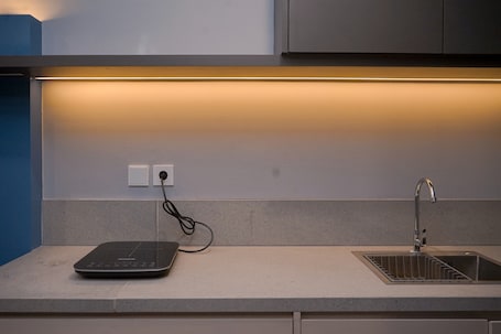 标准公寓 | 私人厨房. 柯林斯大道豪华一卧室公寓