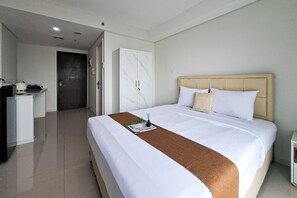 Room - Functional And Strategic Studio At Apartment Daan Mogot City (Jakarta)