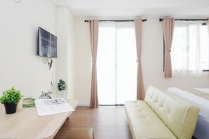 Standard Studio