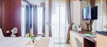 Classic Studio Apartment Grand Dhika City