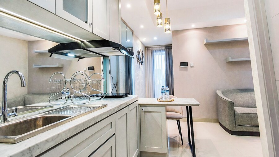 Artistic And Bright 1Br At Grand Sungkono Lagoon Apartment