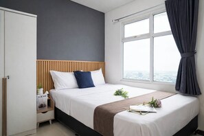 Interior - Restful 2Br With Sea View At Apartment Green Bay Condominium (Jakarta)