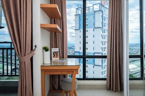 Standard Studio - Urban Look Studio Apartment At Lrt City Bekasi (Bekasi)