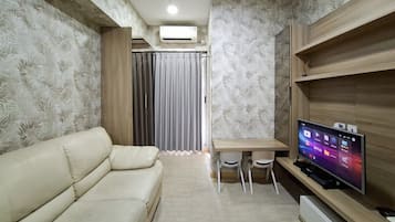 Standard Apartment | Living room