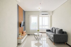 Standard Apartment | Living room - Cozy 2Br For 4 Pax At Nifarro Park Apartment (Jakarta)