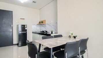 Standard Apartment | Dining room