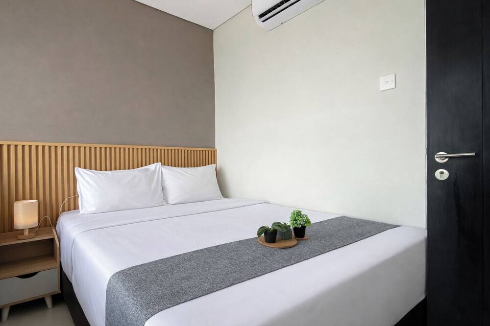 Comfy 2Br For 6 Pax At Nifarro Park Apartment