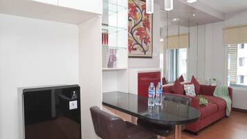 Standard Apartment | Dining room