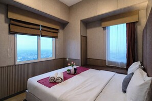 Standard Apartment - Restful 2Br With City View At Apartment Orchard Supermall Mansion (Surabaya)