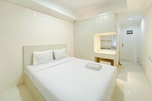 Standard Studio - Minimalist Style Studio Near Undip At Paltrow City Apartment (Semarang)