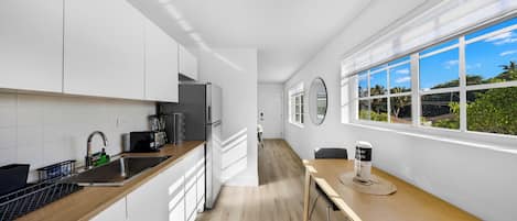 Apartment | Private kitchen | Toaster