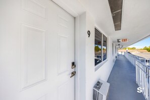 Apartment | Exterior detail - Miami Retreat 1-BD - Parking and Gym (North Miami)