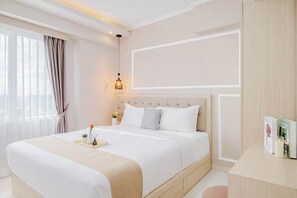 Room - Neat And Homey 2Br For 3 Pax At Podomoro Golf View Apartment (Gunung Putri)