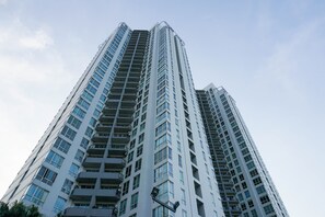 Exterior - Comfort Living And Spacious 2Br Puri Casablanca Apartment (Jakarta)